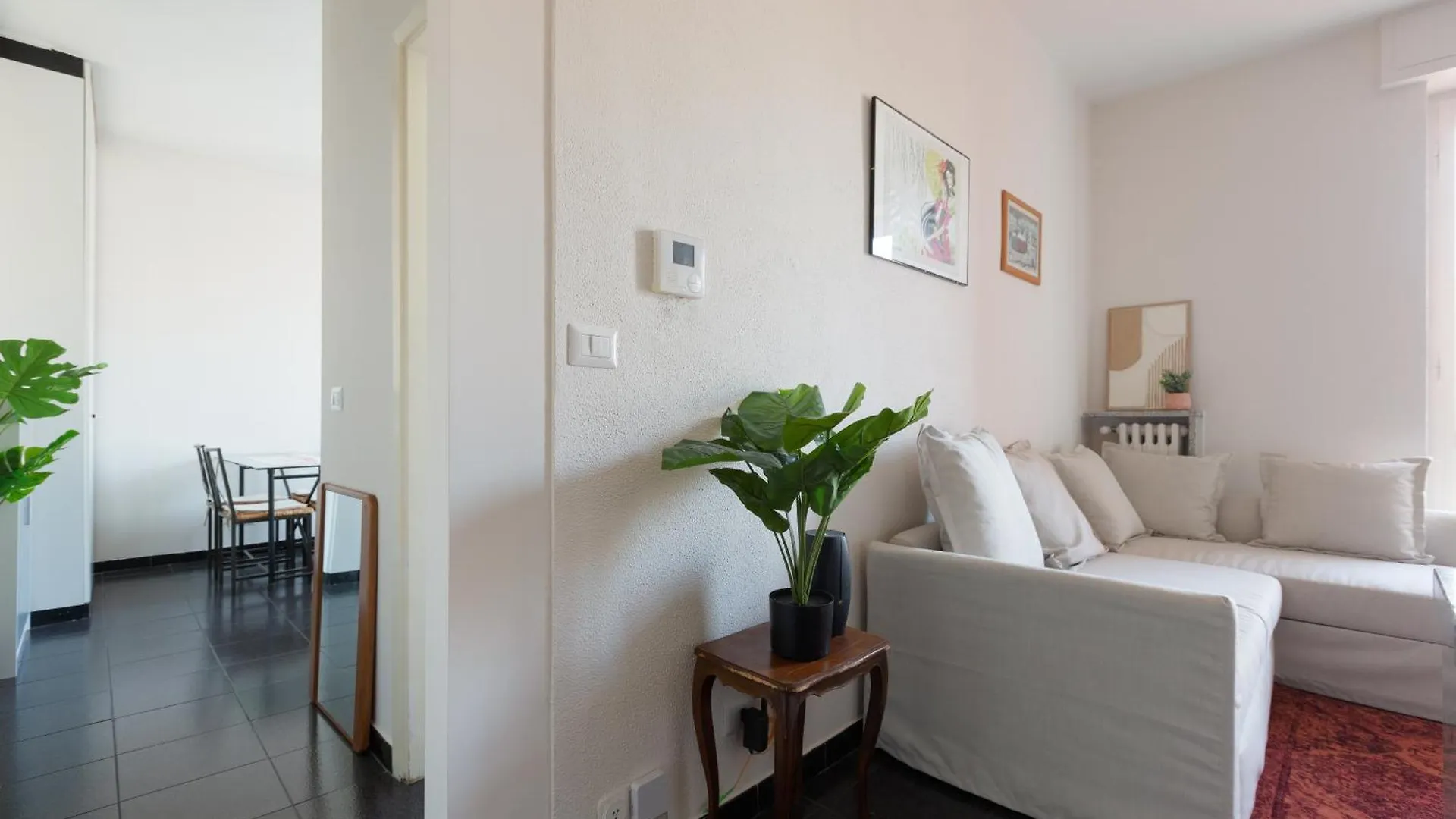 Corvetto M3 - Comfy Apt. With Balcony! Μιλάνο